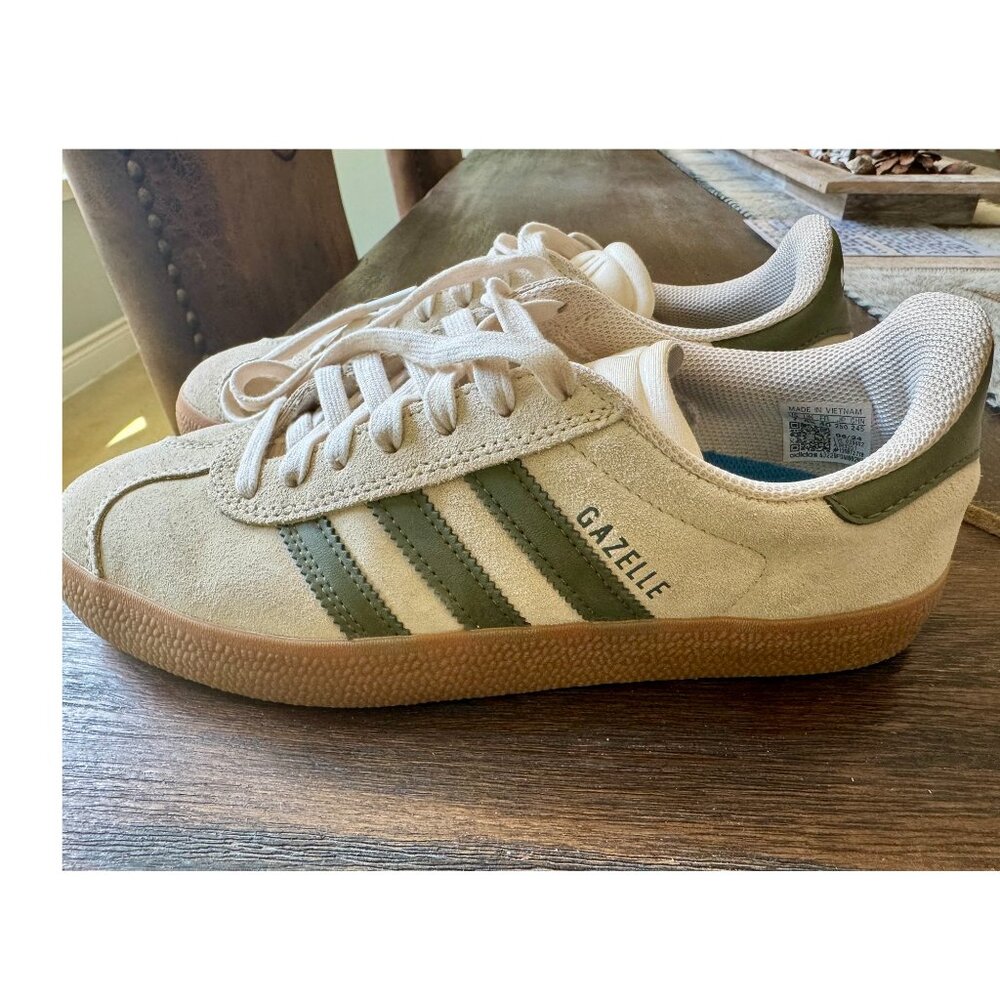 Adidas Gazelle Beige Olive & Gum Shoe